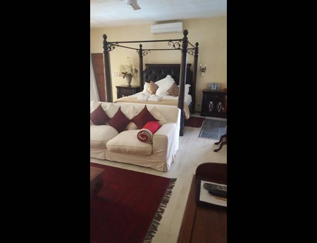 14 BEDROOM HOUSE FOR SALE IN BRYANSTON